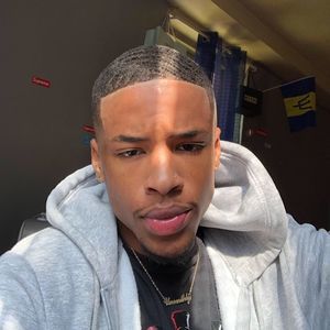 Meet your Posher, Zaire